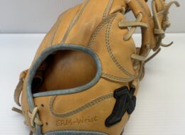 アトムズ ATOMS 軟式 内野手用 グローブ 右投げ オーダー 中古品 野球